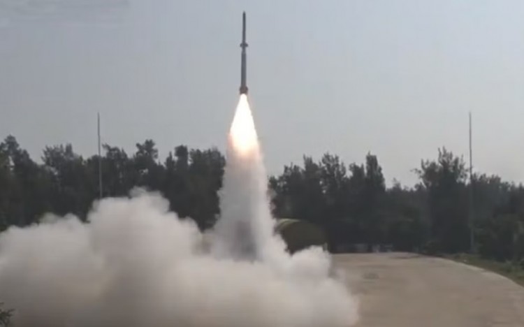 डीआरडीओ ने ओडिशा के एपीजे अब्दुल कलाम द्वीप पर एडी-1 इंटरसेप्टर मिसाइल का सफल परीक्षण किया