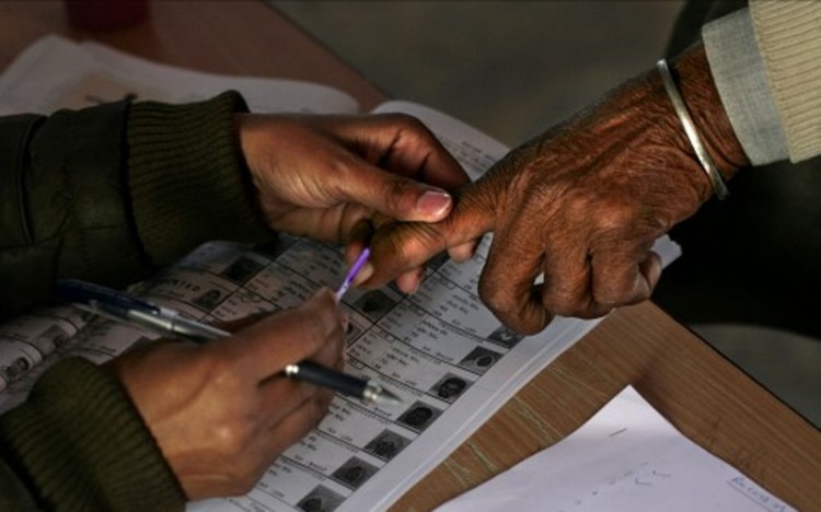 हिमाचल प्रदेश में चुनावी शोरगुल थमा,12 नवंबर को होगा मतदान