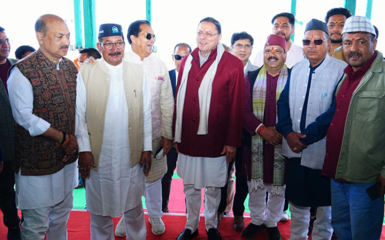 मुख्यमंत्री पुष्कर सिंह धामी भराड़ीसैंण गैरसैंण विधानसभा बजट सत्र हेतु प्रस्थान